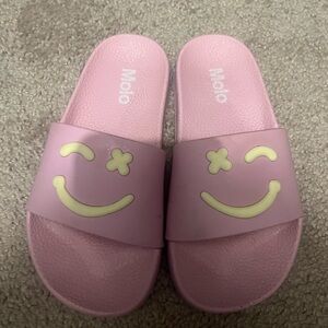 Good condition Molo Girls Slides size 27/28 (10/11)